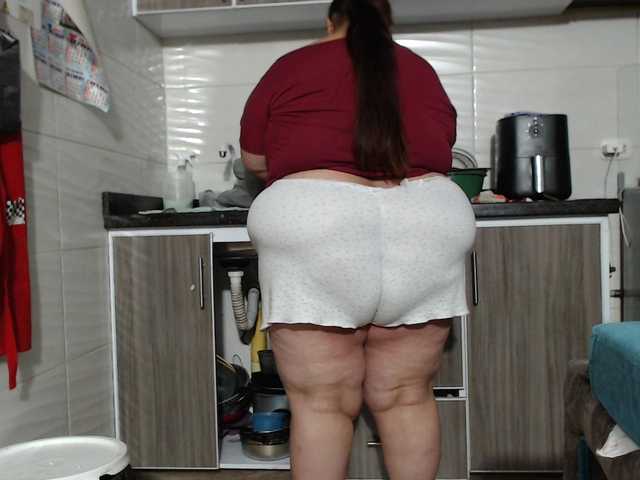 rosebbw6969 live cam on BongaCams