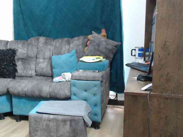 rosebbw6969 Live Webcam on BongaCams