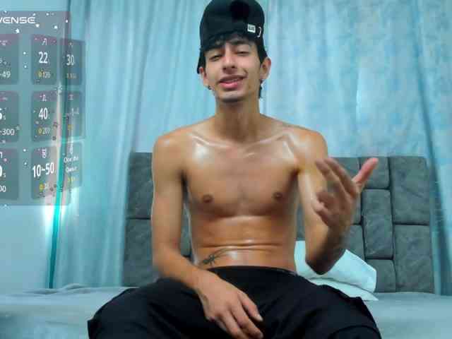 LyanLazar2BBC Live Webcam on BongaCams