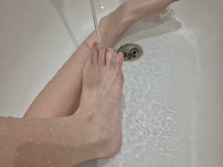 Kira-Feet