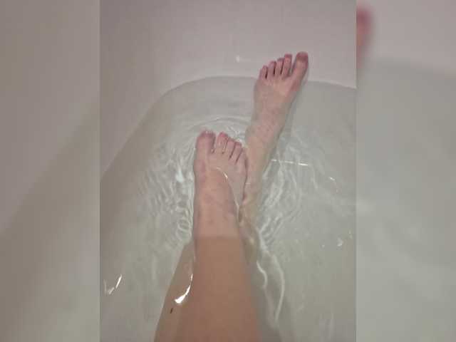 Kira-Feet
