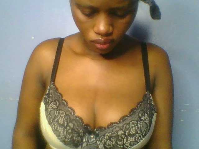 Sweetchely live cam on BongaCams