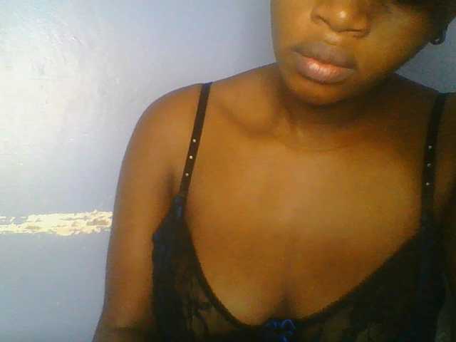 Sweetchely live cam on BongaCams