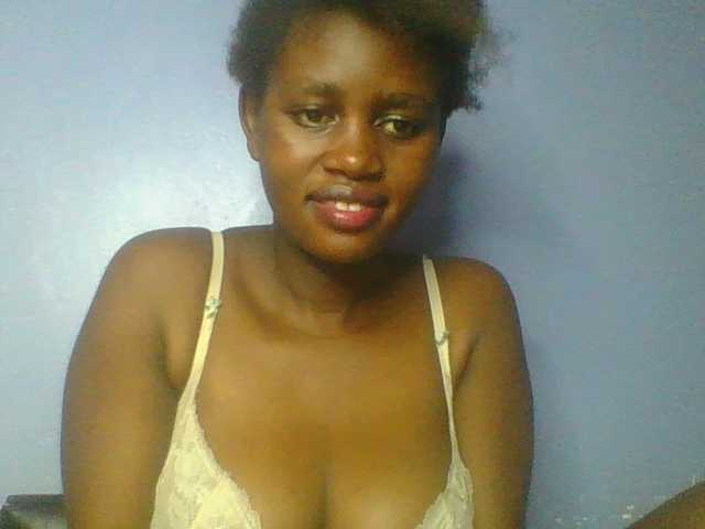 Sweetchely live cam on BongaCams