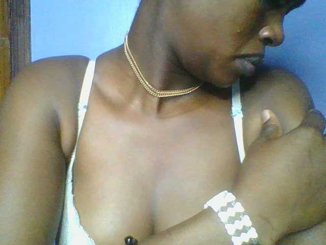 Sweetchely live cam on BongaCams