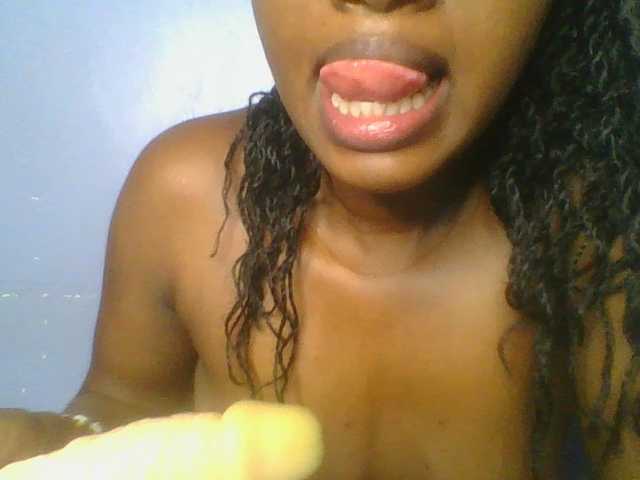 Sweetchely live cam on BongaCams