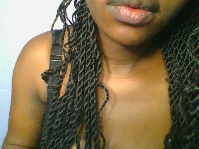 Sweetchely live cam on BongaCams