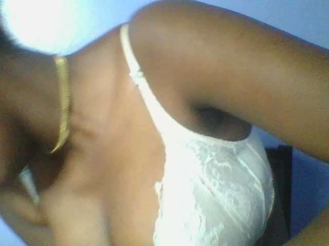 Sweetchely live cam on BongaCams