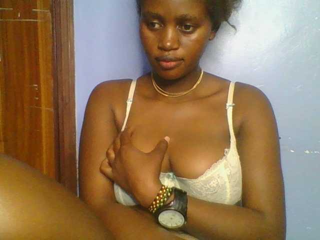 Sweetchely live cam on BongaCams