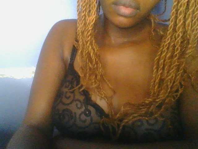 Sweetchely live cam on BongaCams