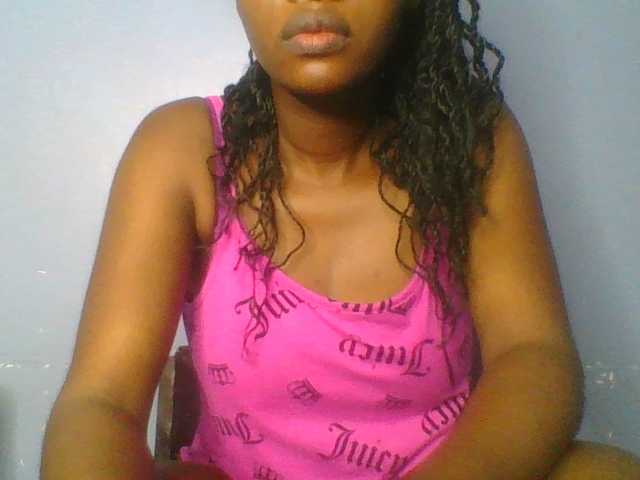 Sweetchely live cam on BongaCams