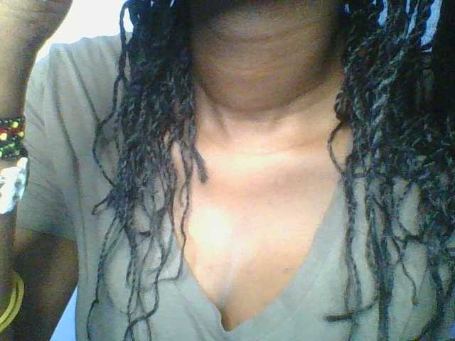 Sweetchely live webcam show