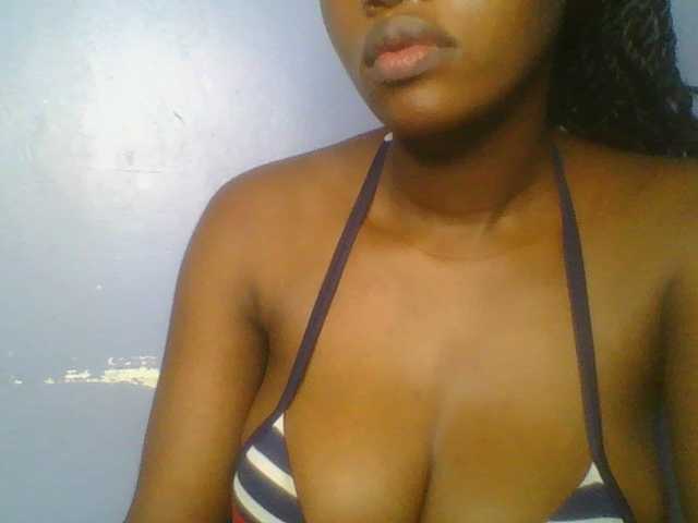 Sweetchely live cam on BongaCams