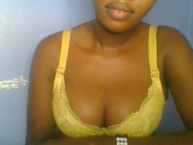 Sweetchely live cam on BongaCams