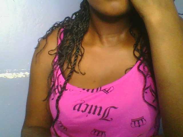 Sweetchely live cam on BongaCams
