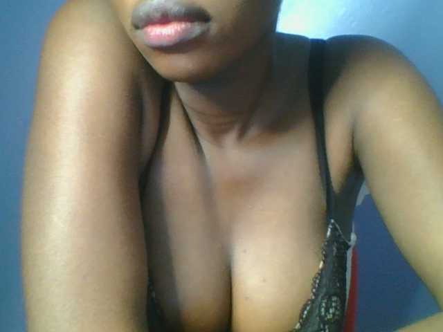 Sweetchely live cam on BongaCams