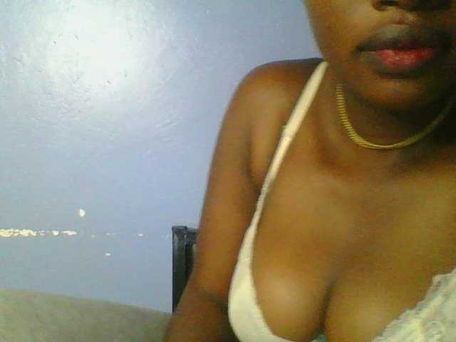Sweetchely live cam on BongaCams