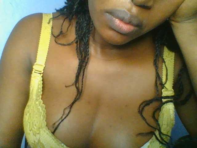 Sweetchely live cam on BongaCams