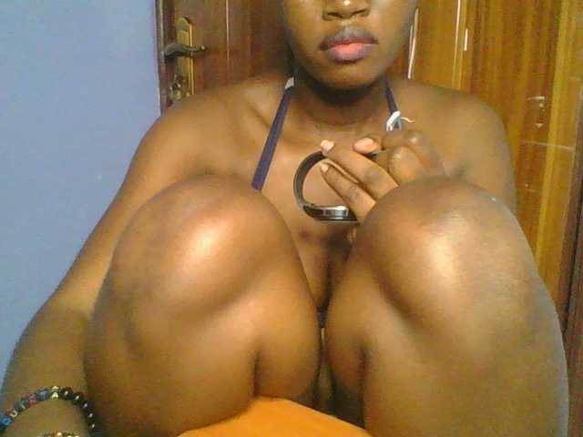 Sweetchely live cam on BongaCams