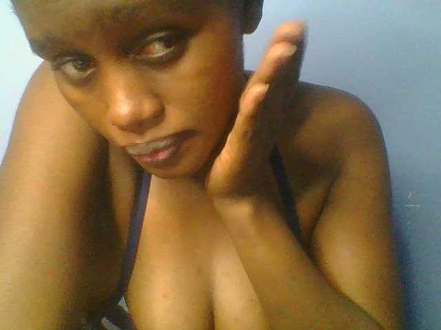Sweetchely live cam on BongaCams