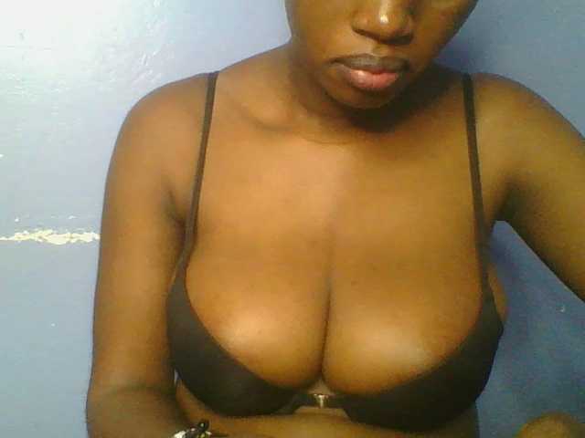 Sweetchely live cam on BongaCams