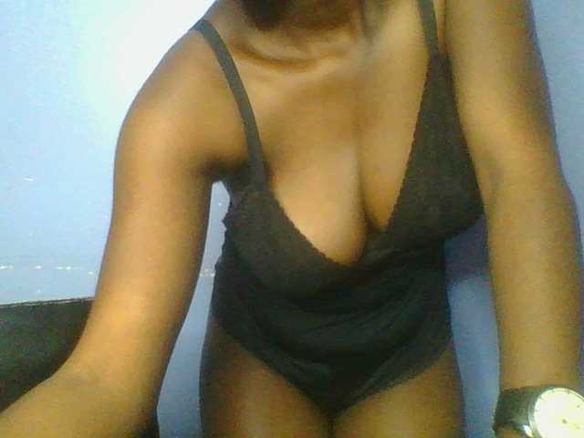 Sweetchely live cam on BongaCams