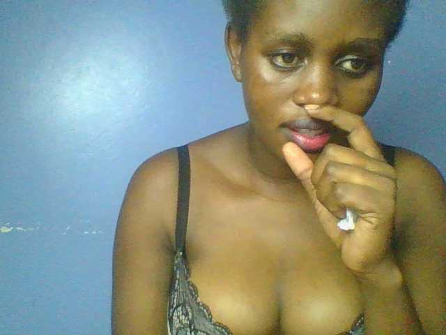 Sweetchely live cam on BongaCams