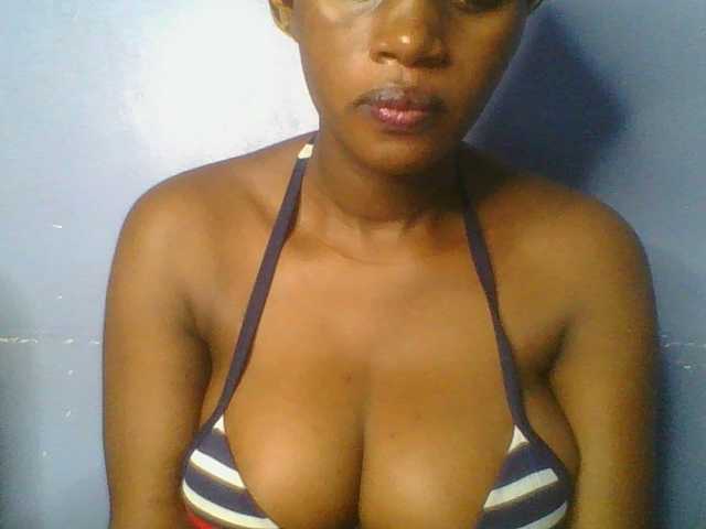 Sweetchely live cam on BongaCams