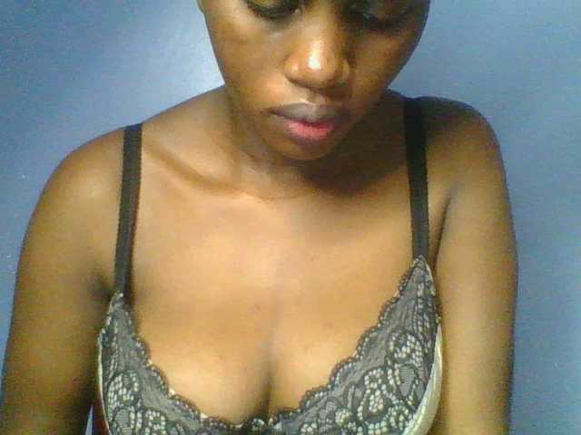 Sweetchely live cam on BongaCams