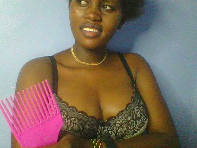 Sweetchely live cam on BongaCams