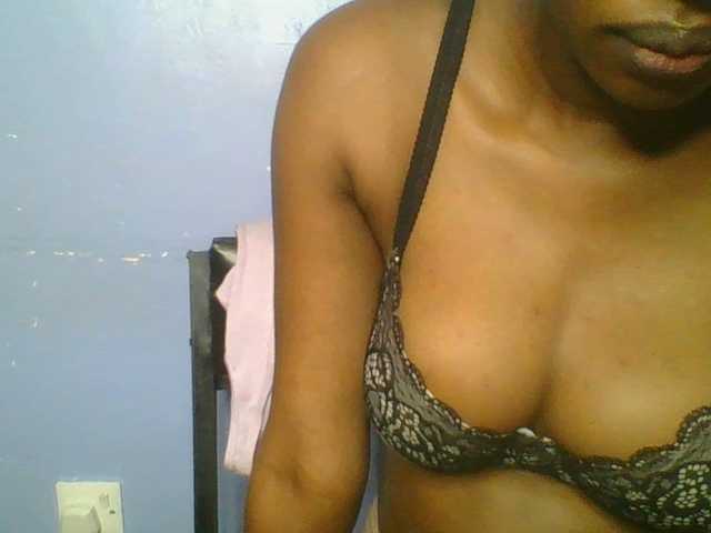 Sweetchely live cam on BongaCams