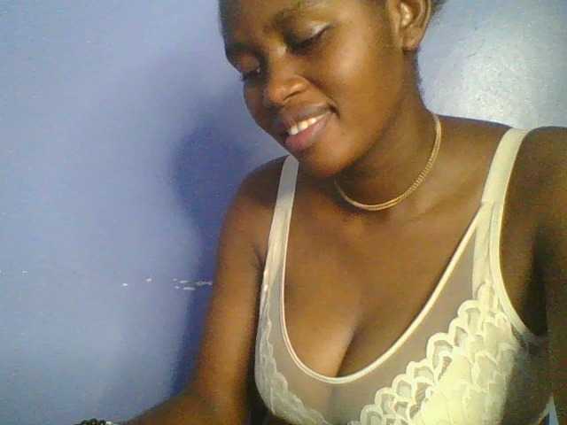 Sweetchely live cam on BongaCams