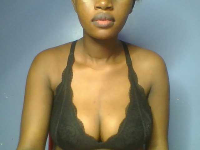 Sweetchely live cam on BongaCams