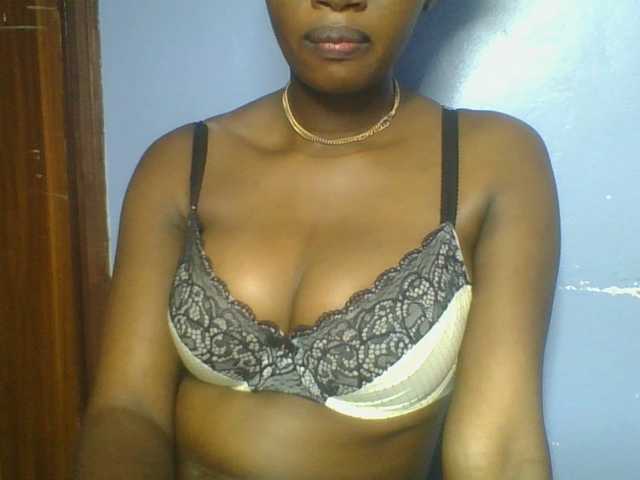 Sweetchely live cam on BongaCams