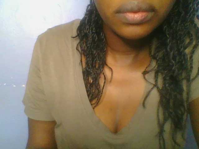Sweetchely live cam on BongaCams