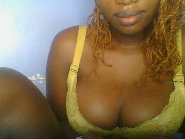 Sweetchely live cam on BongaCams