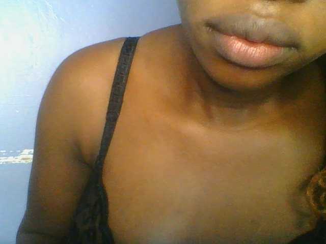 Sweetchely live cam on BongaCams