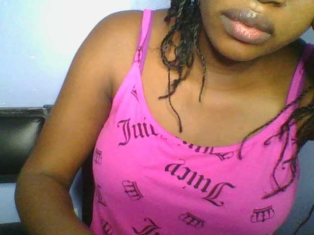 Sweetchely live cam on BongaCams