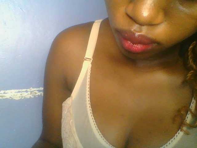Sweetchely live cam on BongaCams