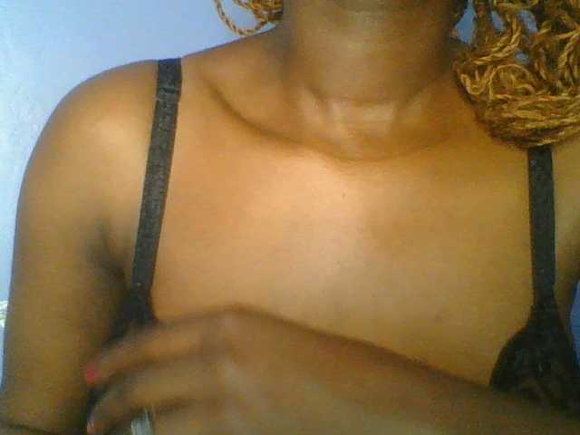 Sweetchely live cam on BongaCams