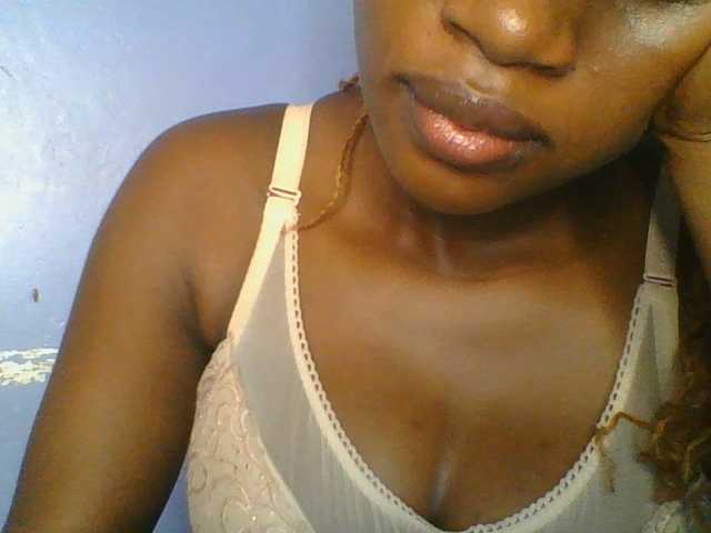 Sweetchely live cam on BongaCams