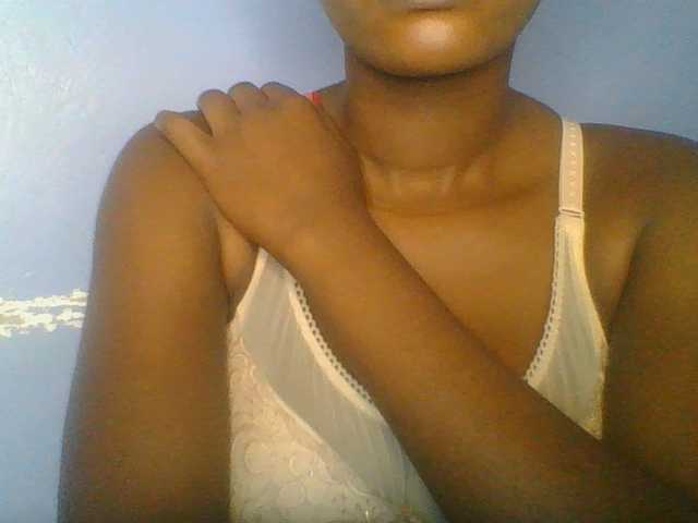 Sweetchely live cam on BongaCams