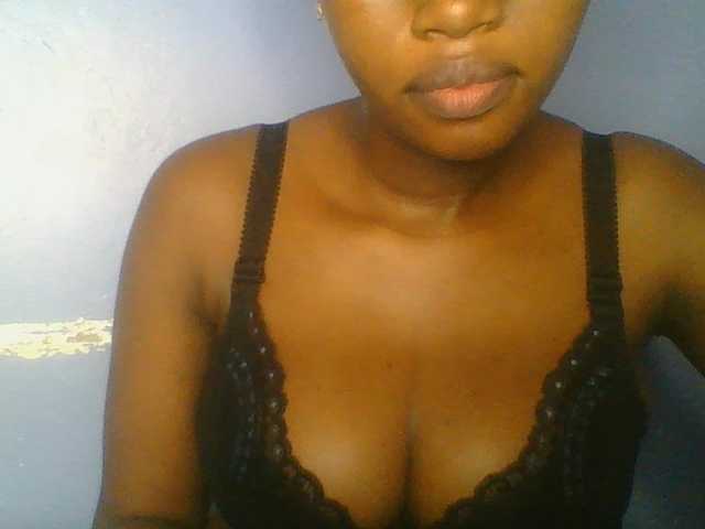 Sweetchely live cam on BongaCams