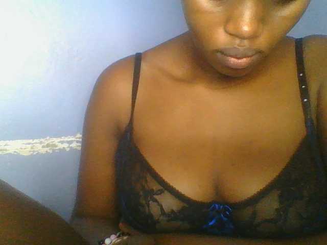 Sweetchely live cam on BongaCams
