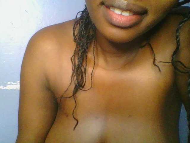 Sweetchely live cam on BongaCams