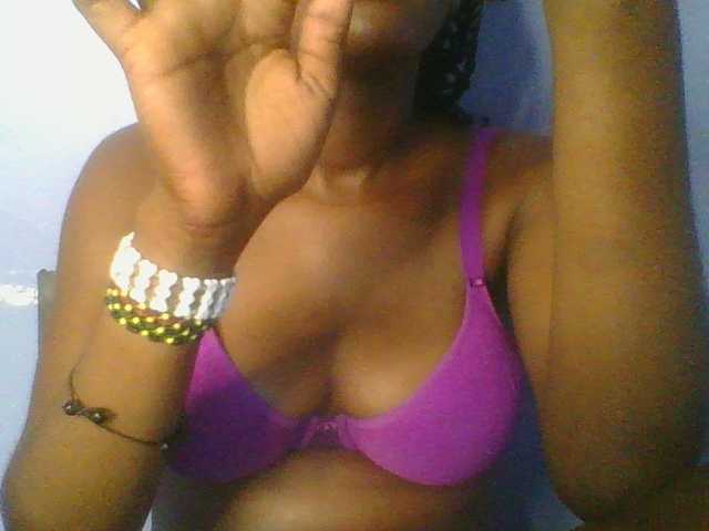 Sweetchely live cam on UnifiedCams