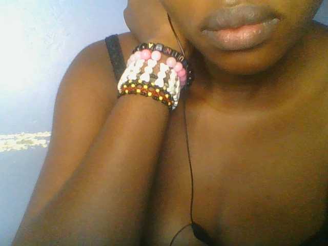 Sweetchely live cam on BongaCams
