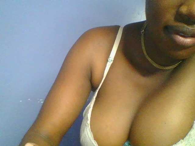 Sweetchely live cam on BongaCams