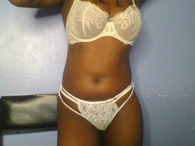 Sweetchely live cam on BongaCams