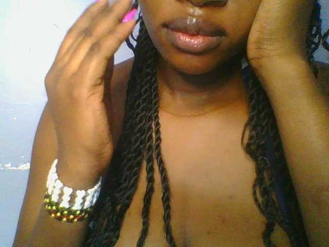 Sweetchely live cam on BongaCams
